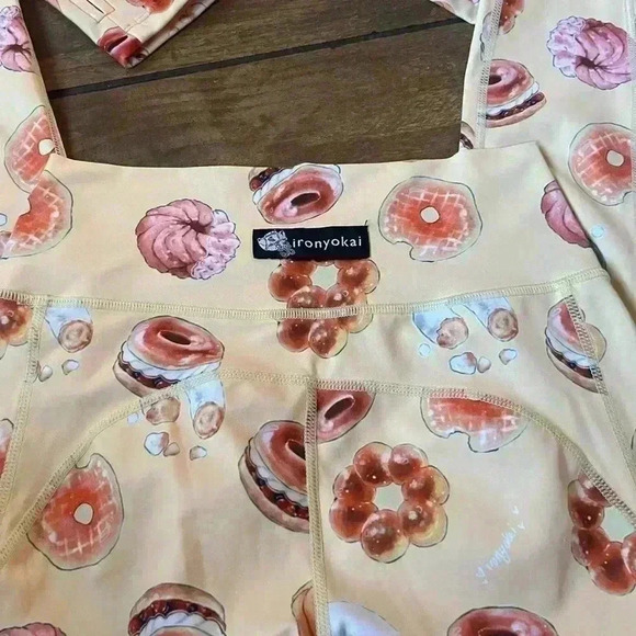 Ironyokai donut legging and longsleeve set - Picture 3 of 5